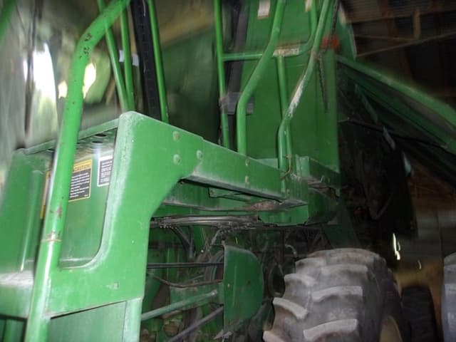 Image of John Deere 9600 equipment image 4