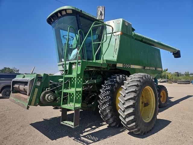 Image of John Deere 9600 equipment image 2