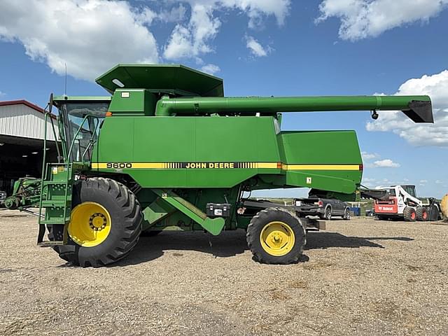Image of John Deere 9600 equipment image 1