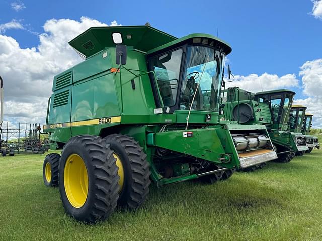 Image of John Deere 9600 equipment image 1