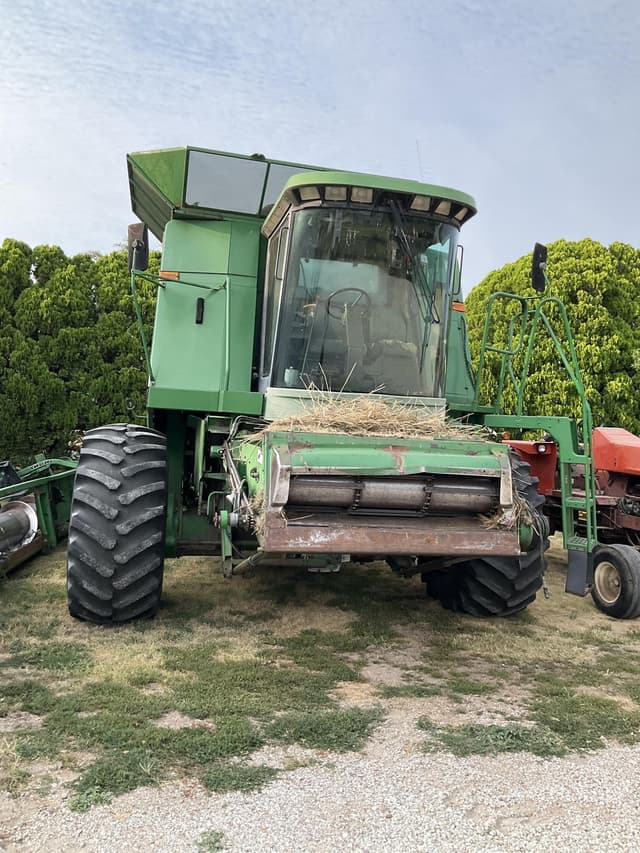 Image of John Deere 9600 equipment image 1