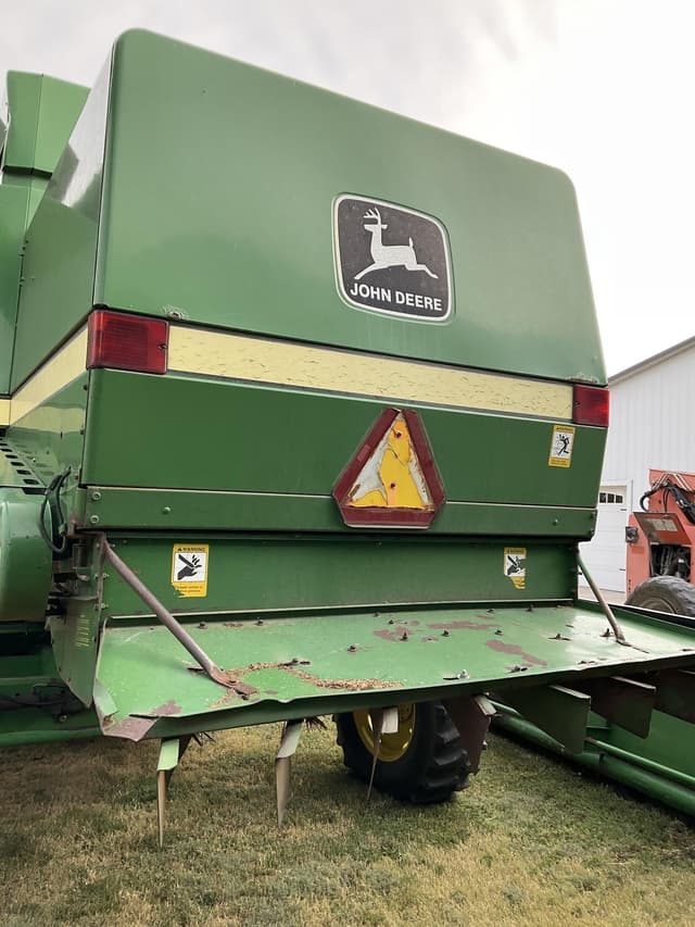 Image of John Deere 9600 equipment image 2