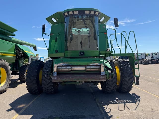 Image of John Deere 9600 equipment image 1