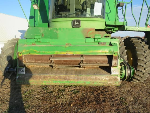 Image of John Deere 9610 equipment image 4