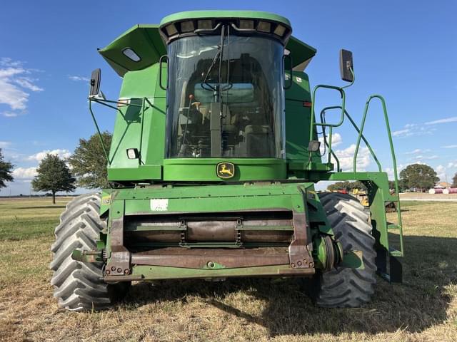 Image of John Deere 9610 equipment image 1