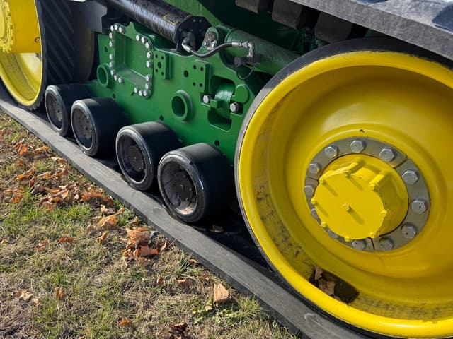 Image of John Deere 9630T equipment image 3