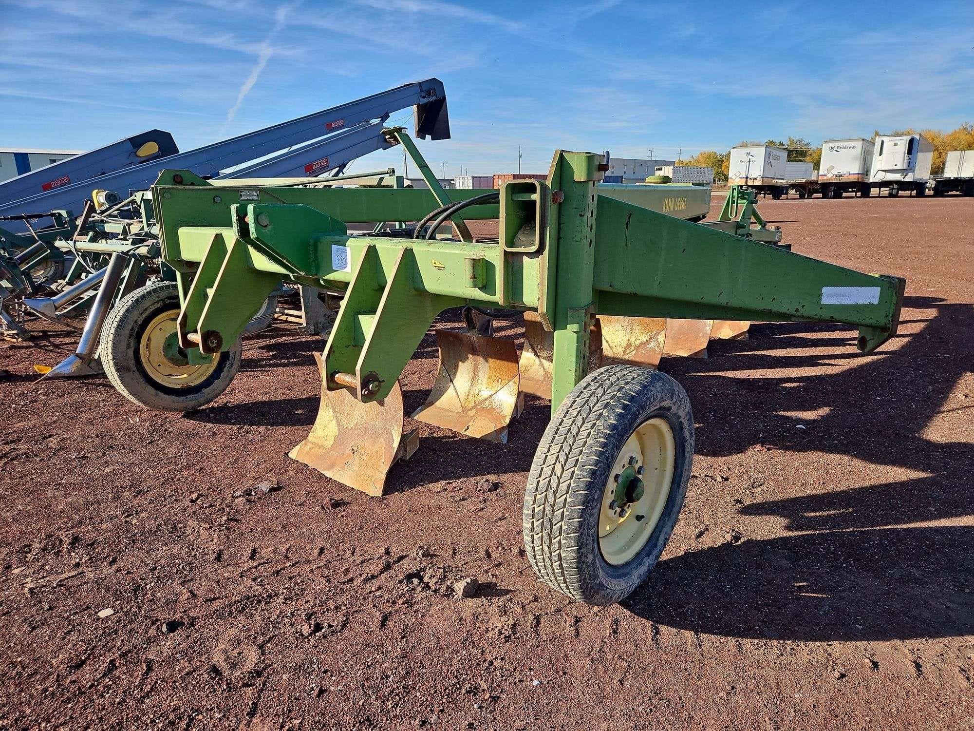 Main image John Deere 965