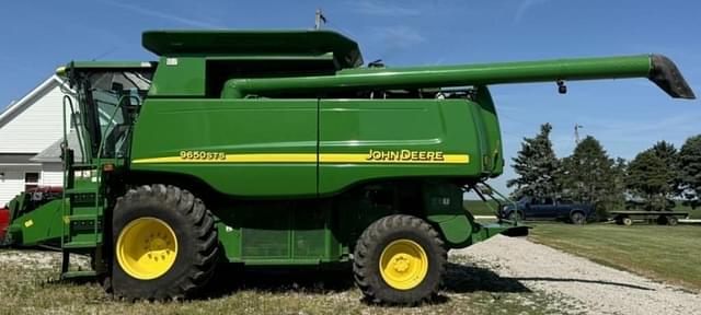 Image of John Deere 9650 STS equipment image 2