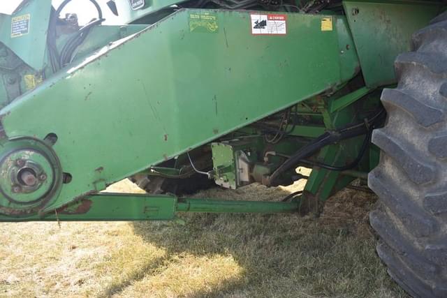 Image of John Deere 9600 equipment image 4