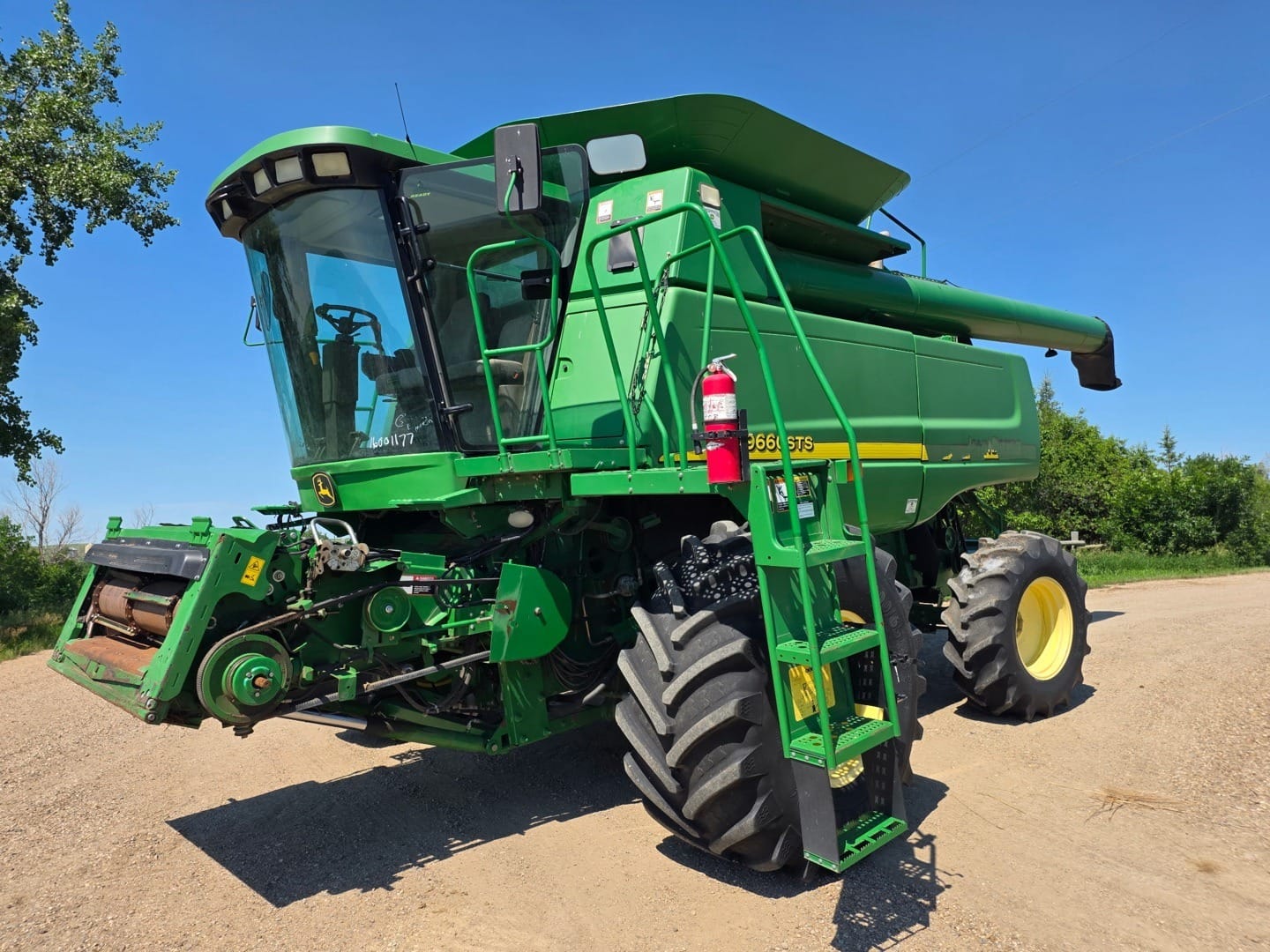 John Deere 9660 STS Equipment Image0