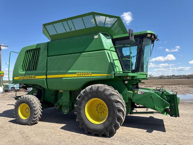 Image of John Deere 9660 STS equipment image 3