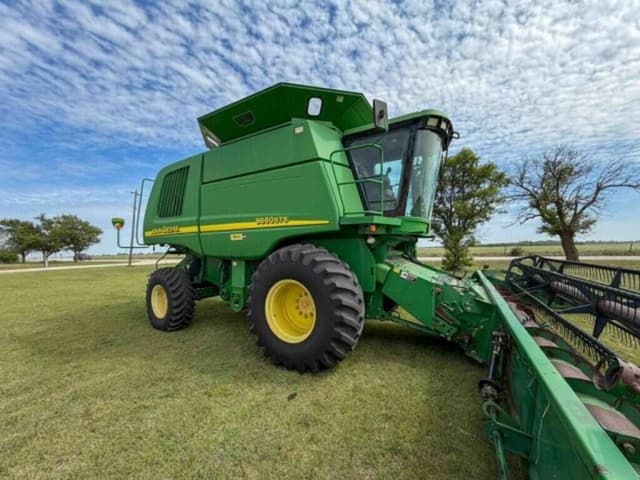 Image of John Deere 9660 STS equipment image 1