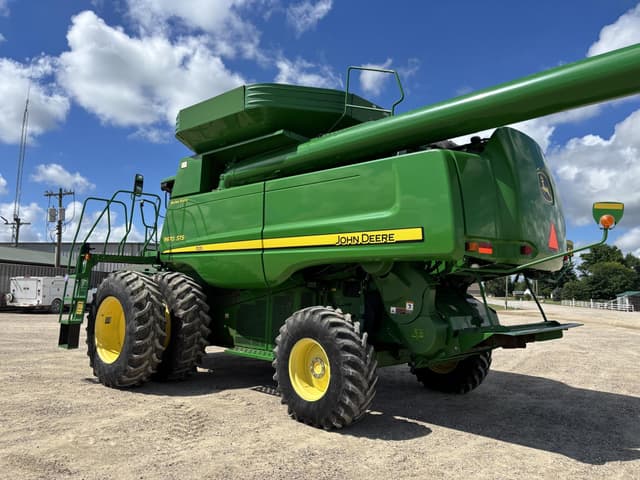 Image of John Deere 9670 STS equipment image 2