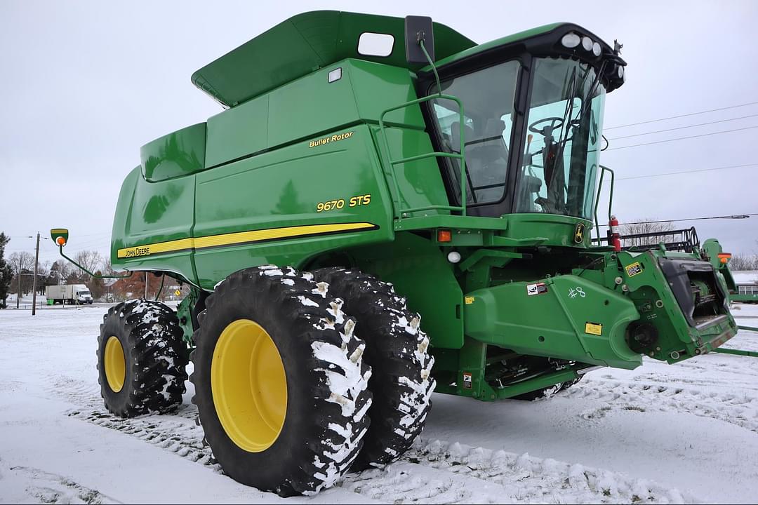 Image of John Deere 9670 STS Image 1