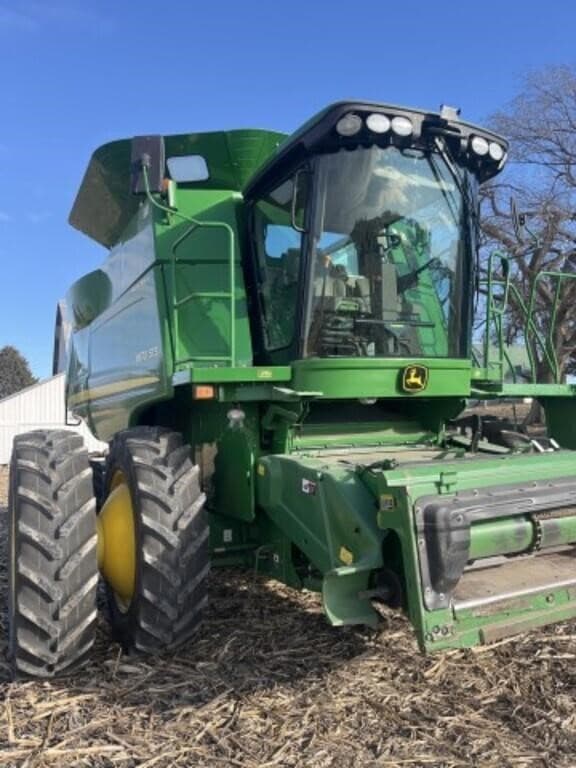 Image of John Deere 9670 STS equipment image 1