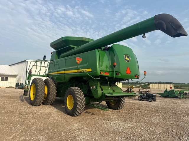 Image of John Deere 9670 STS equipment image 2