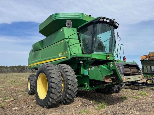 Image of John Deere 9670 STS equipment image 1