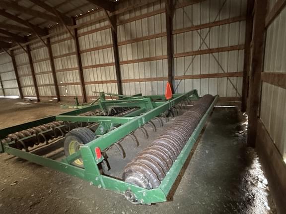 Image of John Deere 970 equipment image 2