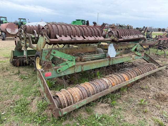 Image of John Deere 970 equipment image 3
