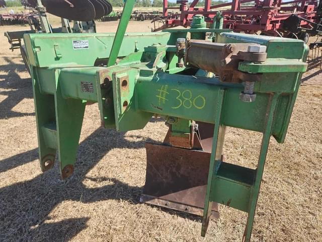 Image of John Deere 975 equipment image 1