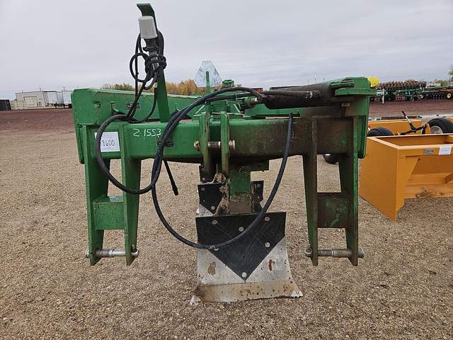 Image of John Deere 975 equipment image 1