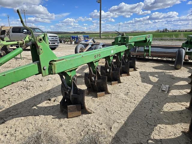 Image of John Deere 975 equipment image 2