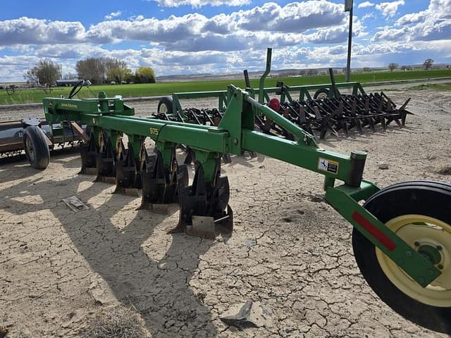 Image of John Deere 975 equipment image 1