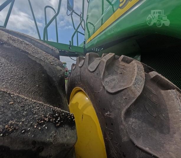Image of John Deere 9750 STS equipment image 3