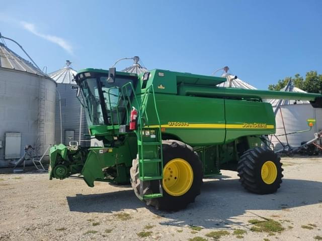 Image of John Deere 9750 STS equipment image 3