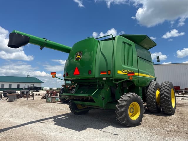 Image of John Deere 9750 STS equipment image 3
