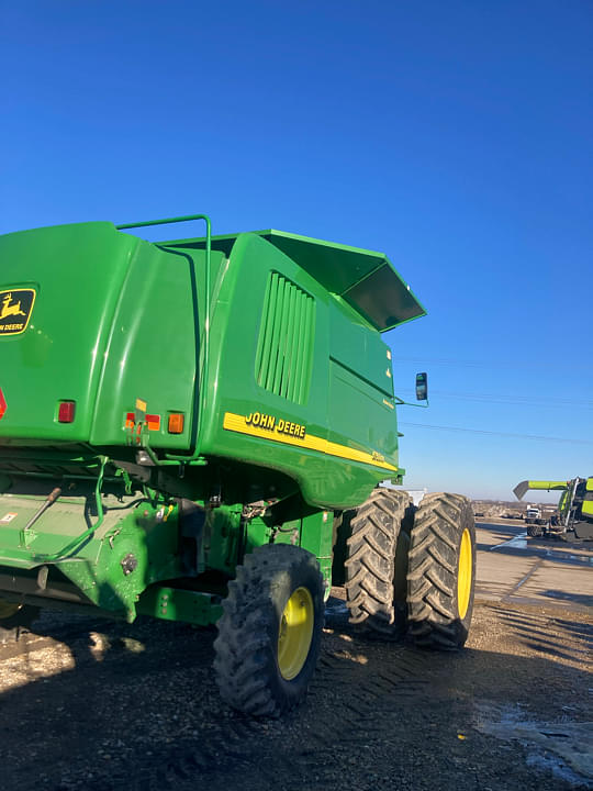 Image of John Deere 9750 STS equipment image 1