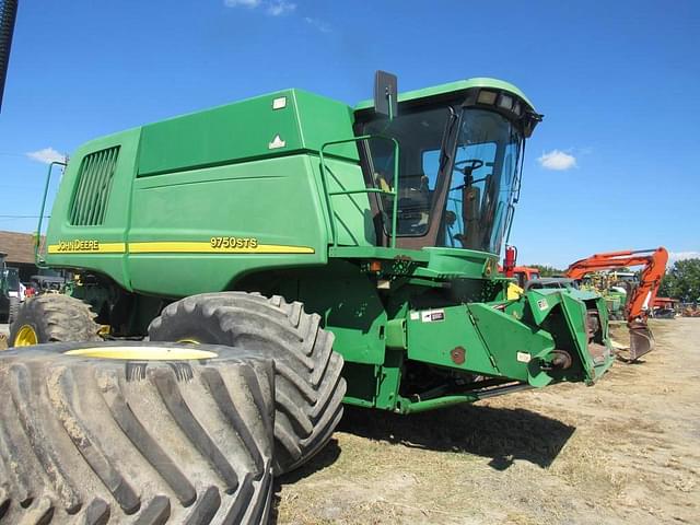 Image of John Deere 9750 STS equipment image 1