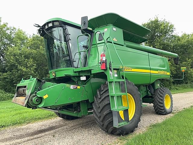 Image of John Deere 9750 STS equipment image 1