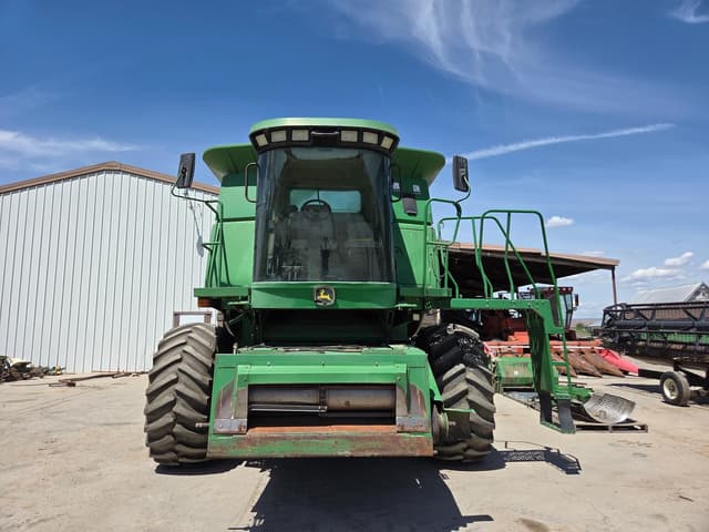 Image of John Deere 9750 STS equipment image 2