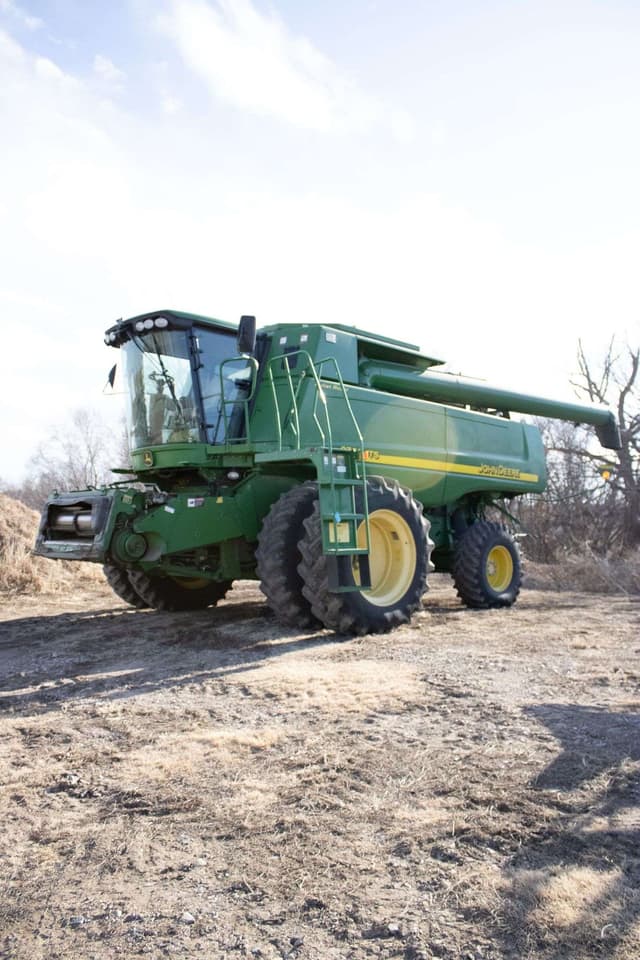 Image of John Deere 9760 STS equipment image 3