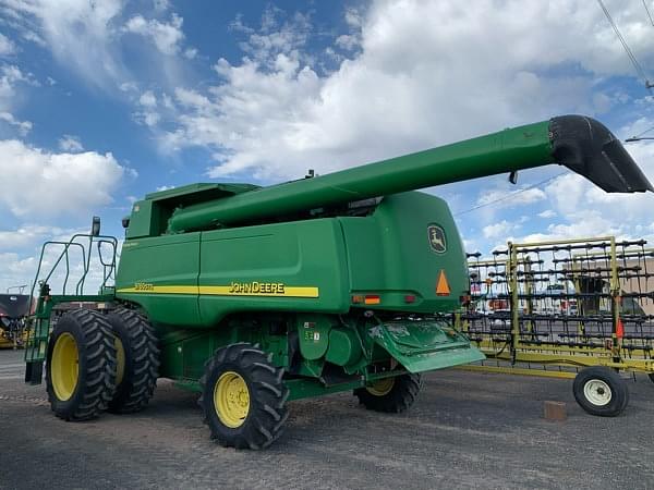 Image of John Deere 9760 STS equipment image 1