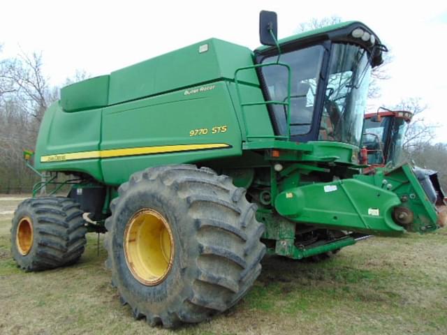 Image of John Deere 9770 STS equipment image 1