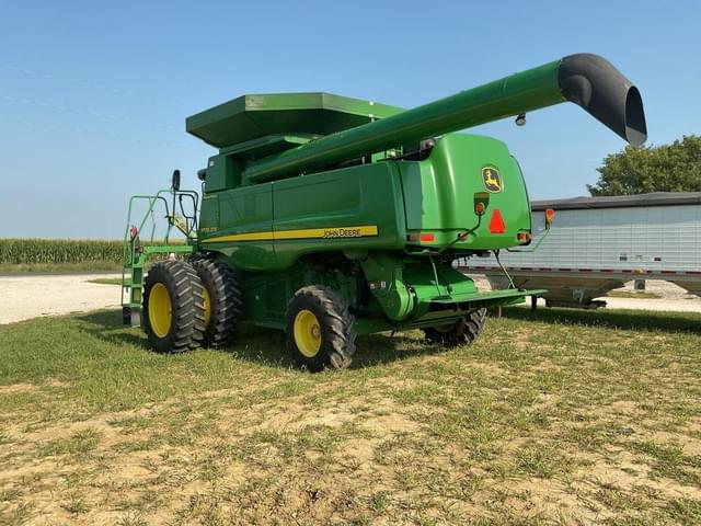 Image of John Deere 9770 STS equipment image 2