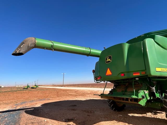 Image of John Deere 9770 STS equipment image 3