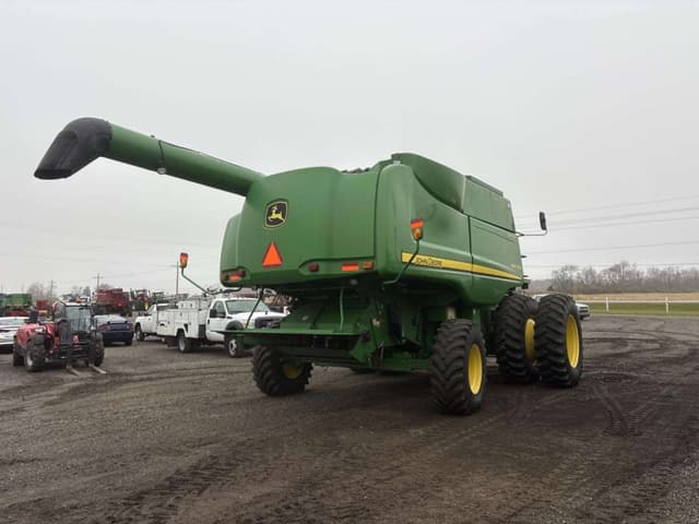Image of John Deere 9770 STS equipment image 3