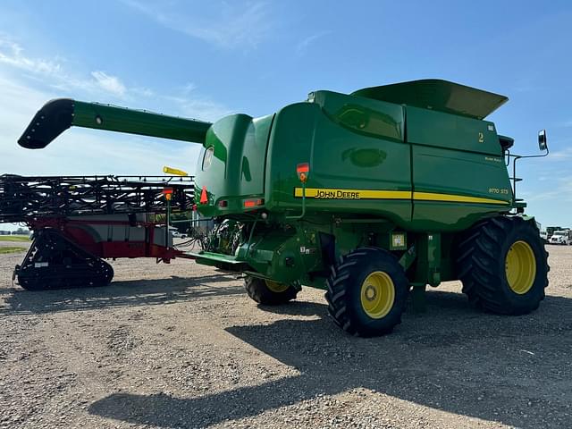 Image of John Deere 9770 STS equipment image 2