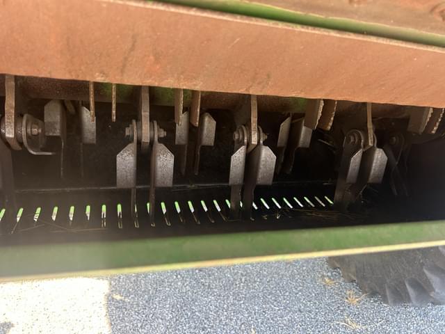Image of John Deere 9770 STS equipment image 4