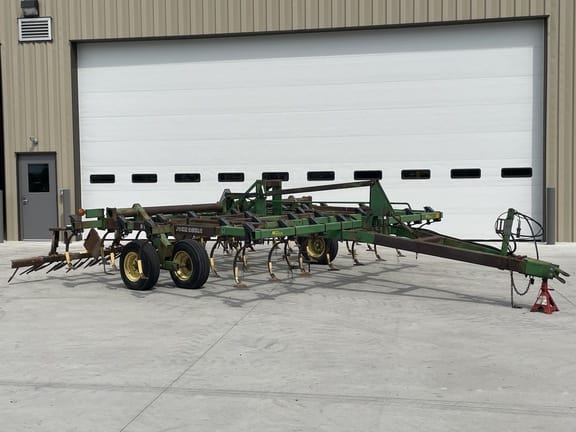 John Deere 980 Equipment Image0