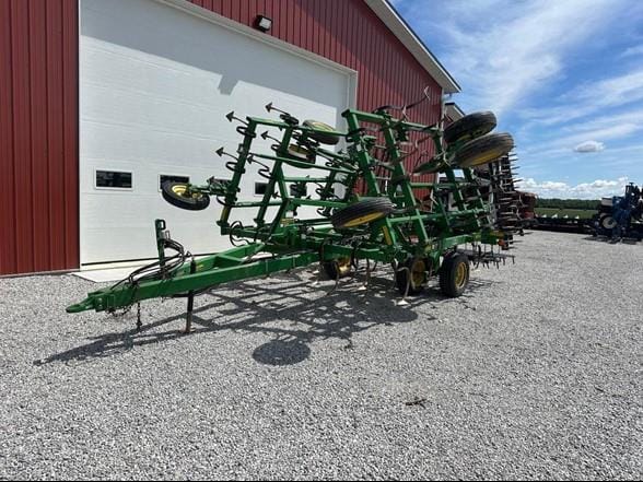 John Deere 980 Equipment Image0