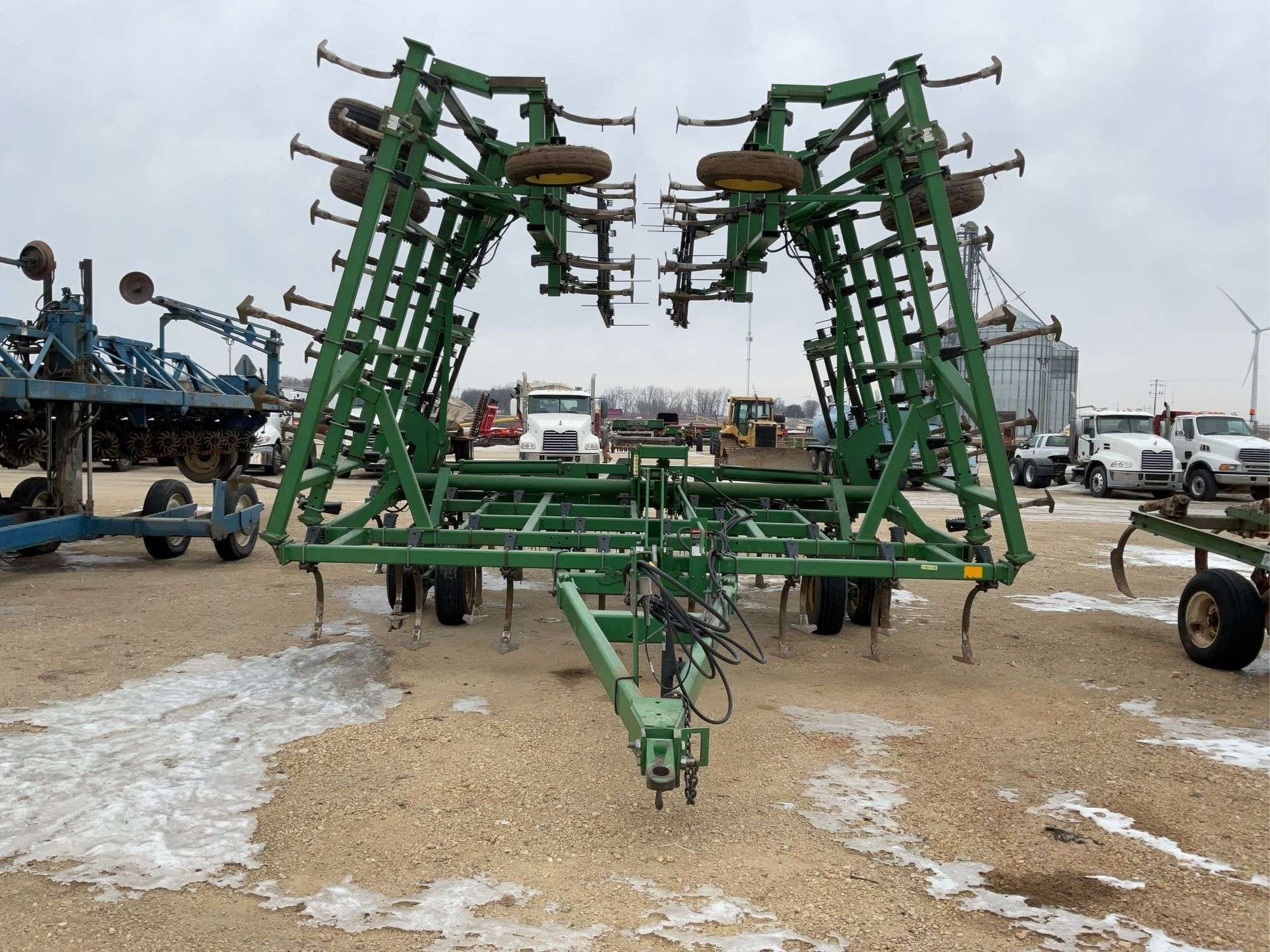 John Deere 980 Equipment Image0