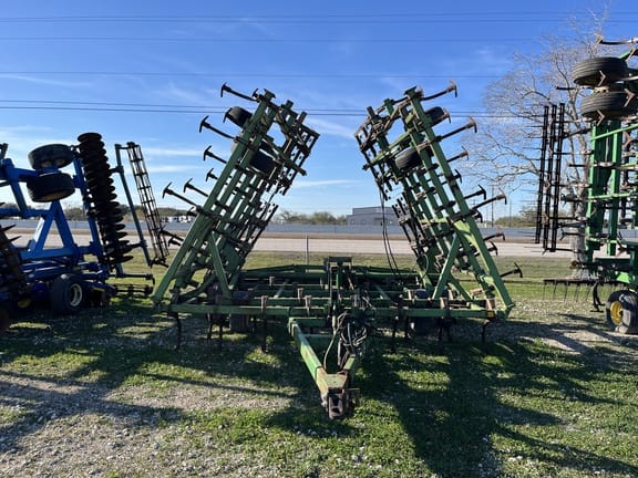 John Deere 980 Equipment Image0