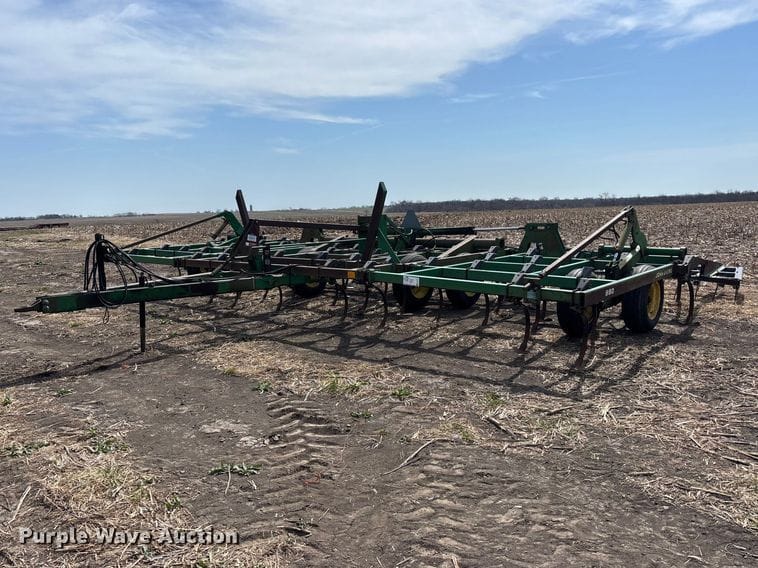 John Deere 980 Equipment Image0