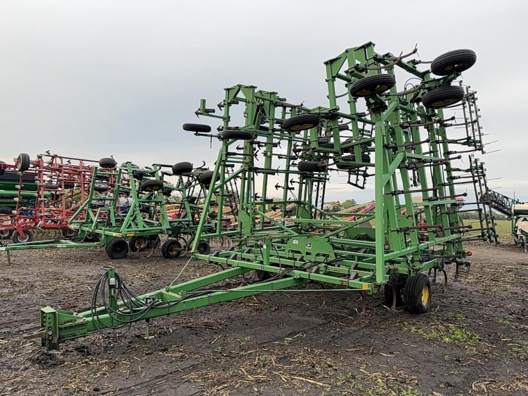 Image of John Deere 985 Primary image