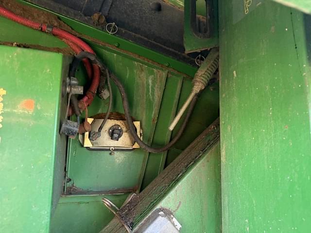 Image of John Deere 9860 STS equipment image 3