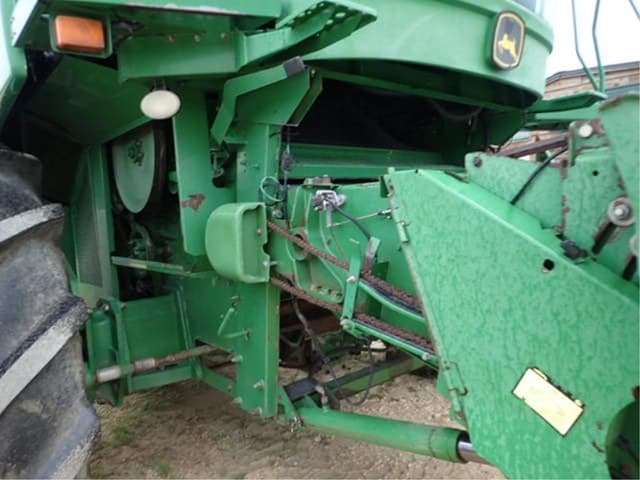 Image of John Deere 9860 STS equipment image 3